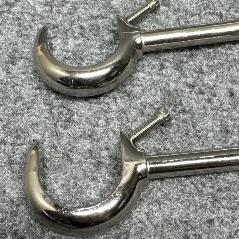 Curtain Brackets  Adjustable Closet Hanging Rod   Round Rod  Shower   Lot Of‎ 3